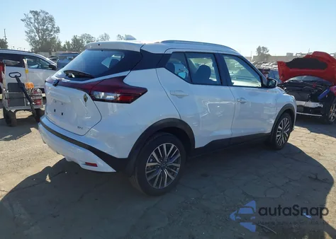 2024 Nissan Kicks Sv Xtronic Cvt z USA, uszkodzony, nr VIN 3N1CP5CV5RL521182